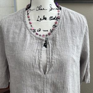 By Poetry! crinkle cotton linen blend two piece in soft grey, newer. Size 12.